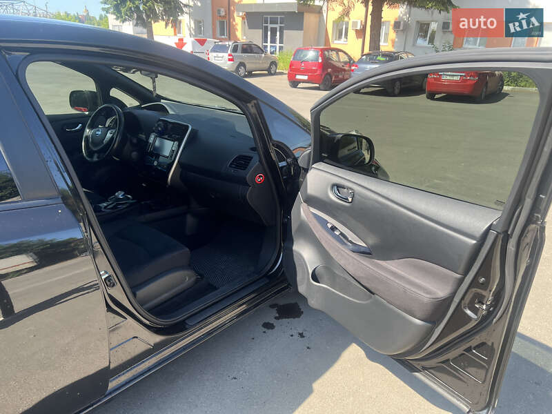 Хэтчбек Nissan Leaf 2013 в Ровно фото 10 Хэтчбек Nissan Leaf 2013 в Ровно