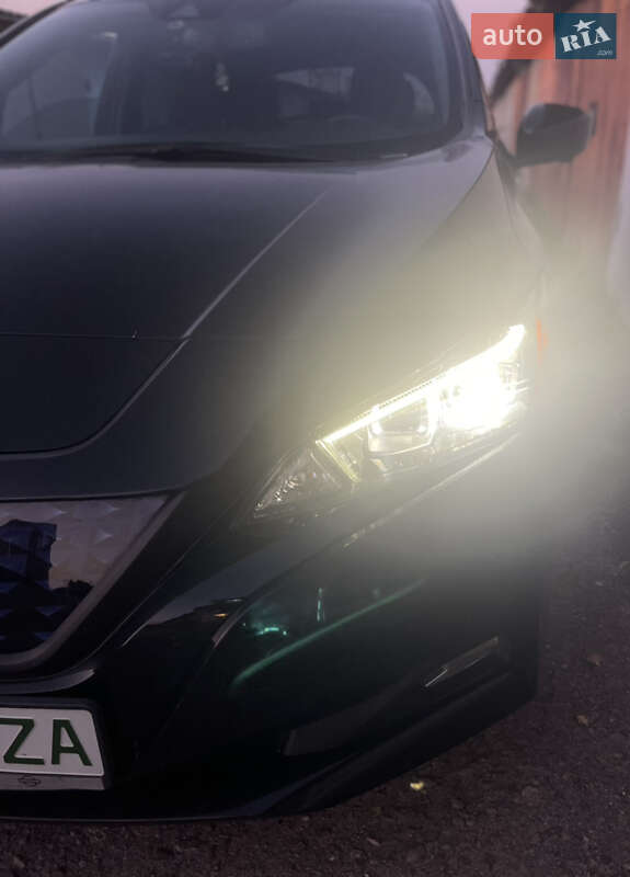 Хэтчбек Nissan Leaf 2021 в Харькове