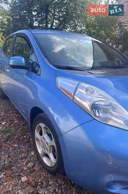 Хетчбек Nissan Leaf 2013 в Львові