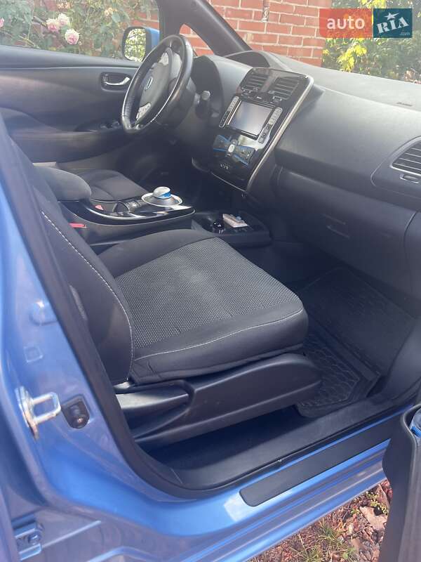 Хэтчбек Nissan Leaf 2013 в Львове фото 7 Хэтчбек Nissan Leaf 2013 в Львове