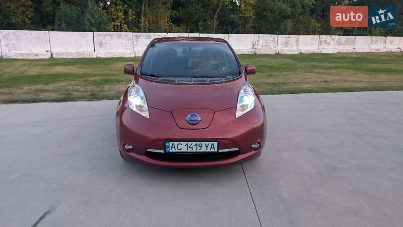 Хэтчбек Nissan Leaf 2013 в Луцке фото 3 Хэтчбек Nissan Leaf 2013 в Луцке