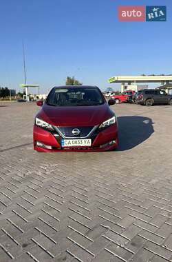 Хэтчбек Nissan Leaf 2019 в 
