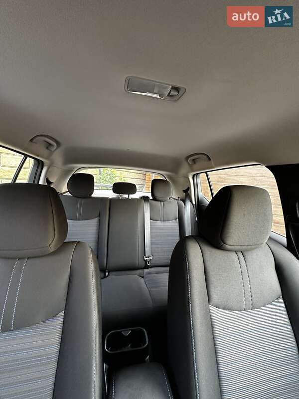 Хэтчбек Nissan Leaf 2023 в Ровно