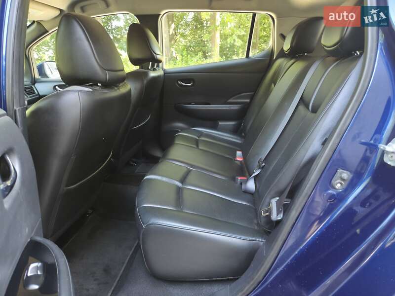 Хэтчбек Nissan Leaf 2019 в Хмельницком