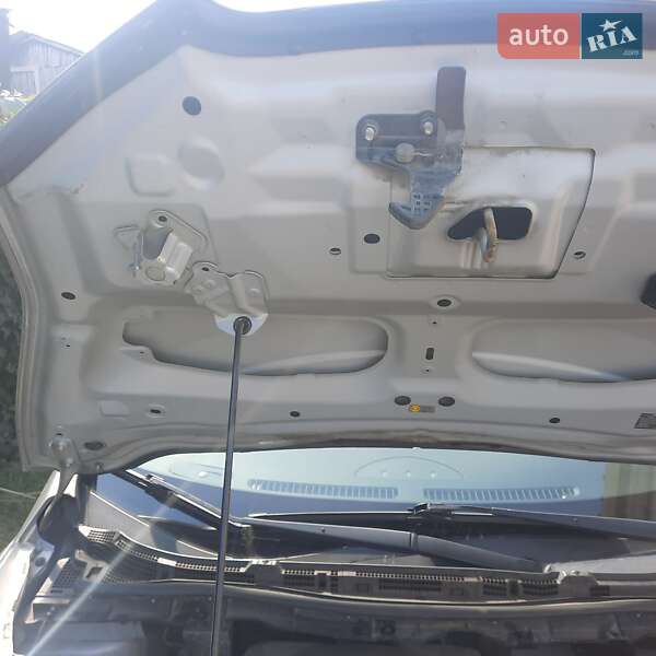 Хэтчбек Nissan Leaf 2015 в Первомайске