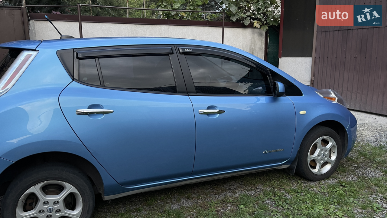 2015 Nissan Leaf - мініатюра 28
