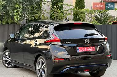 Хэтчбек Nissan Leaf 2021 в 