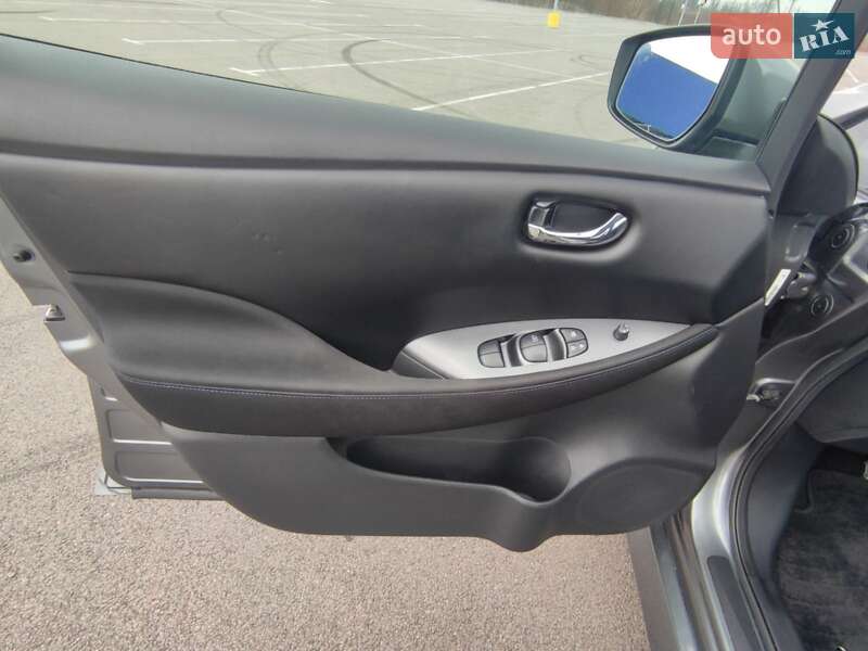 Хэтчбек Nissan Leaf 2020 в Ровно