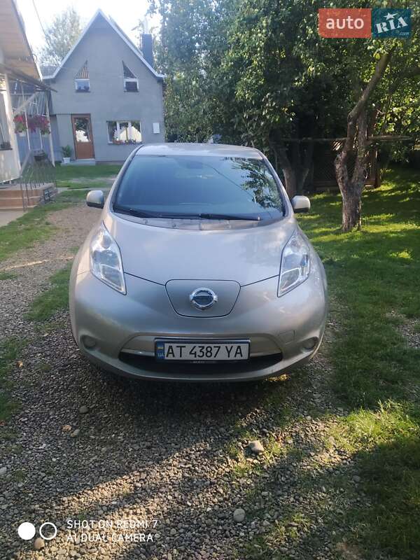 Хэтчбек Nissan Leaf 2014 в Коломые фото 6 Хэтчбек Nissan Leaf 2014 в Коломые