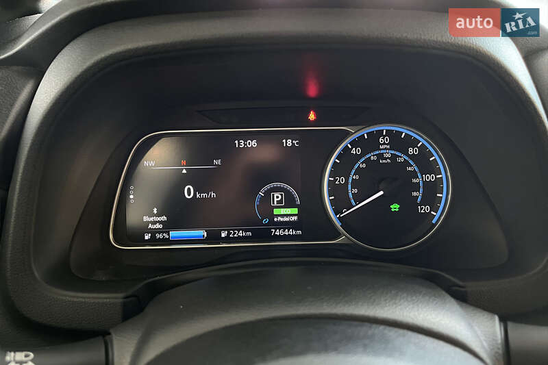 Хэтчбек Nissan Leaf 2019 в Шептицькому