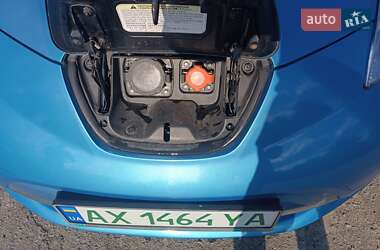 Хетчбек Nissan Leaf 2012 в Мерефа