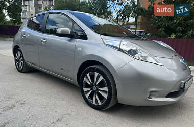 Хэтчбек Nissan Leaf 2013 в Каменец-Подольском