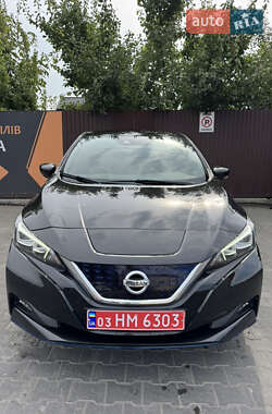 Хэтчбек Nissan Leaf 2020 в 