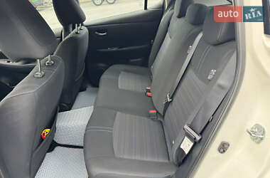 Хэтчбек Nissan Leaf 2022 в 