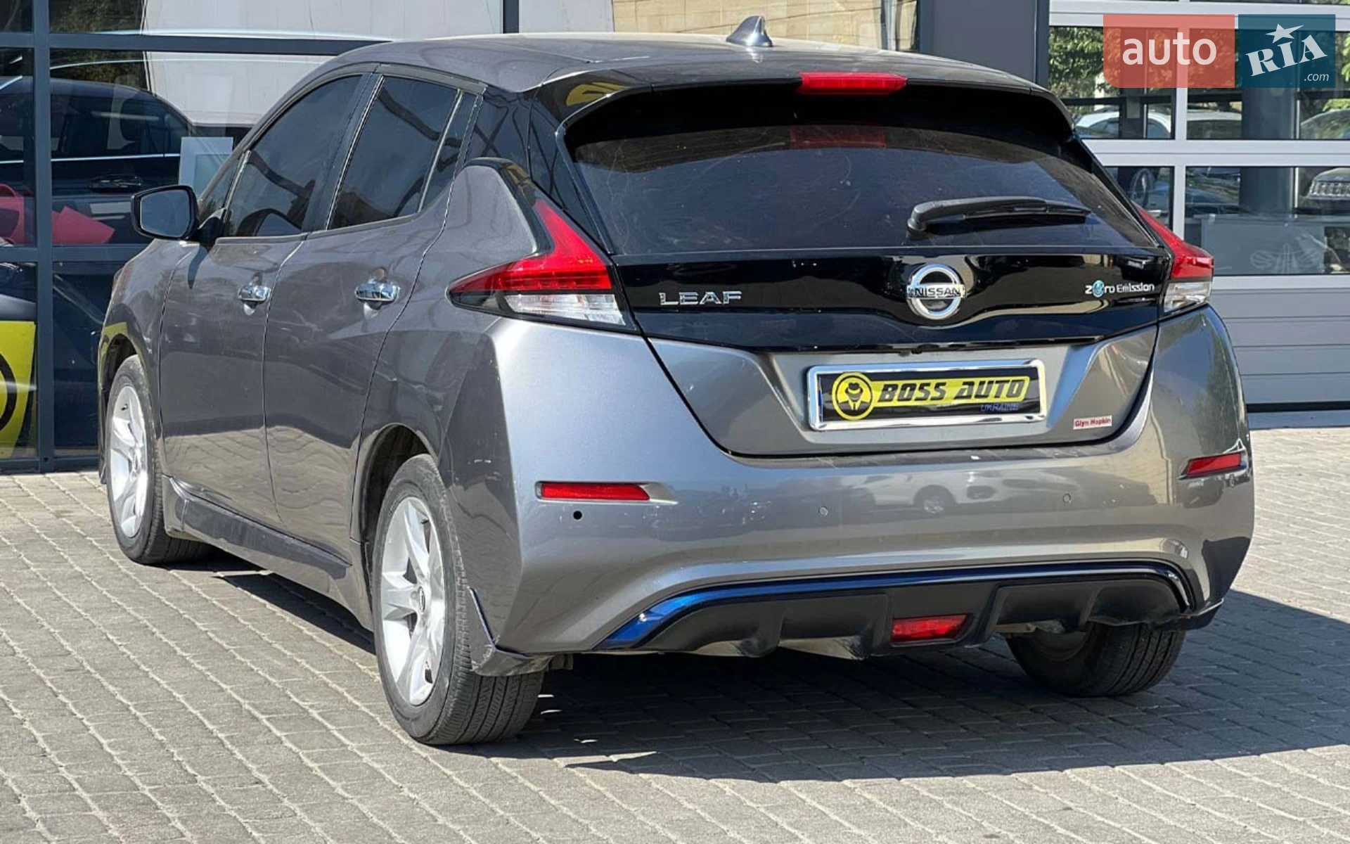 2022 Nissan Leaf - мініатюра 5