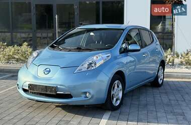 Хетчбек Nissan Leaf 2015 в Городку