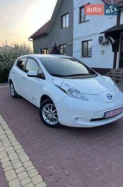 Хэтчбек Nissan Leaf 2017 в Чорткове