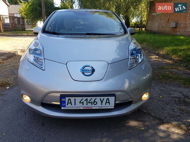 Хэтчбек Nissan Leaf 2012 в Белой Церкви