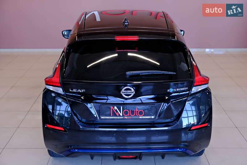 Хэтчбек Nissan Leaf 2022 в Одессе