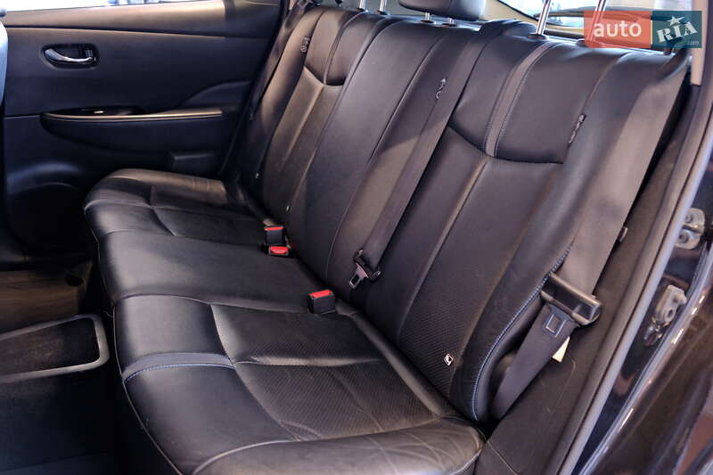 Хэтчбек Nissan Leaf 2022 в Одессе