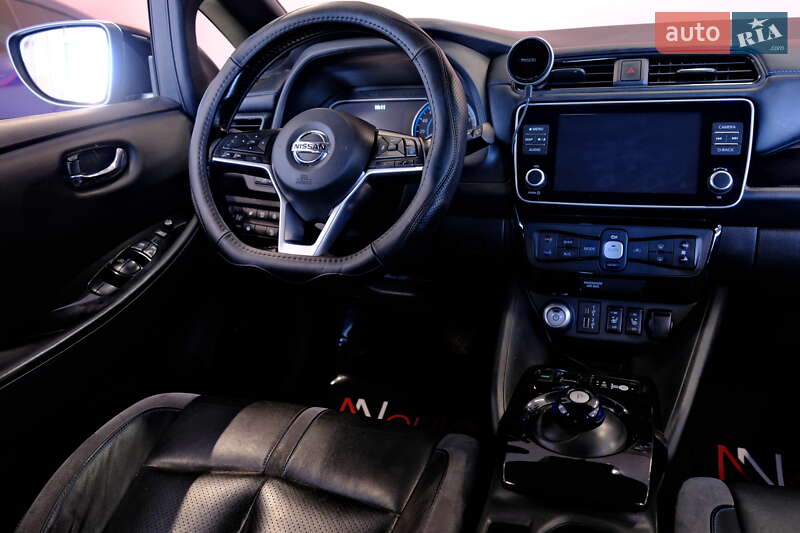 Хэтчбек Nissan Leaf 2022 в Одессе