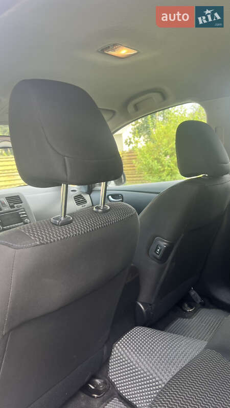 Хетчбек Nissan Leaf 2013 в Львові