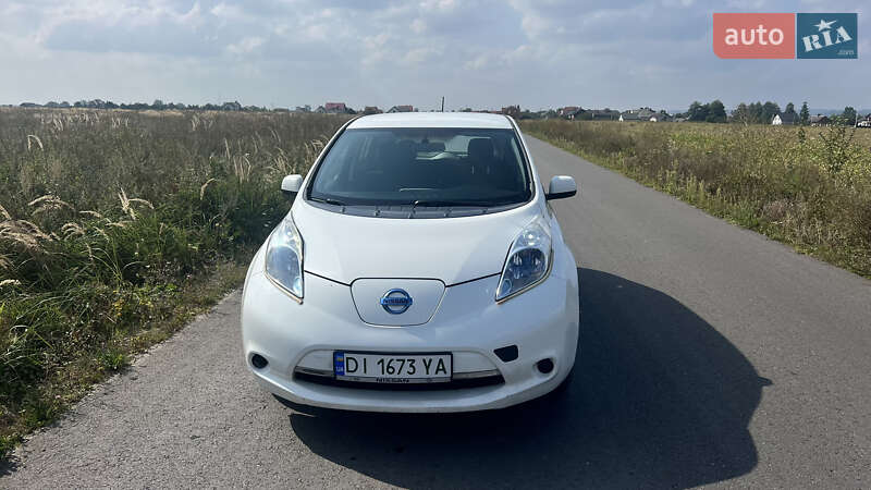 Хетчбек Nissan Leaf 2013 в Львові