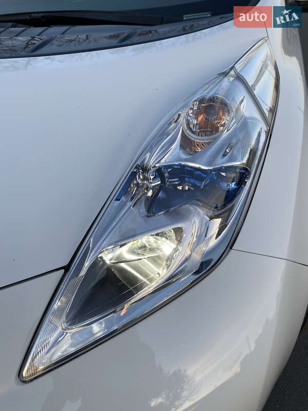Хэтчбек Nissan Leaf 2015 в Харькове
