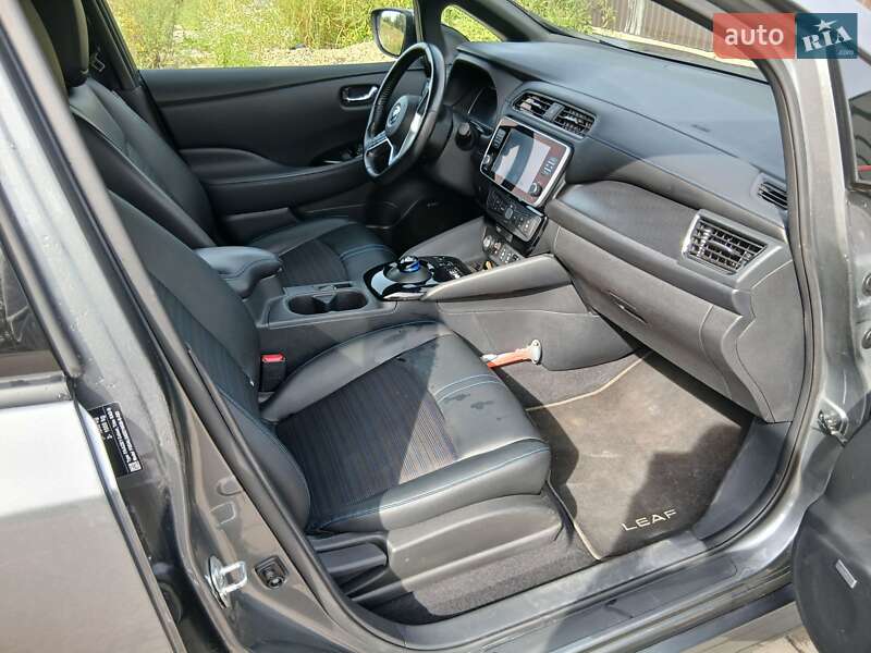Хэтчбек Nissan Leaf 2020 в Ивано-Франковске