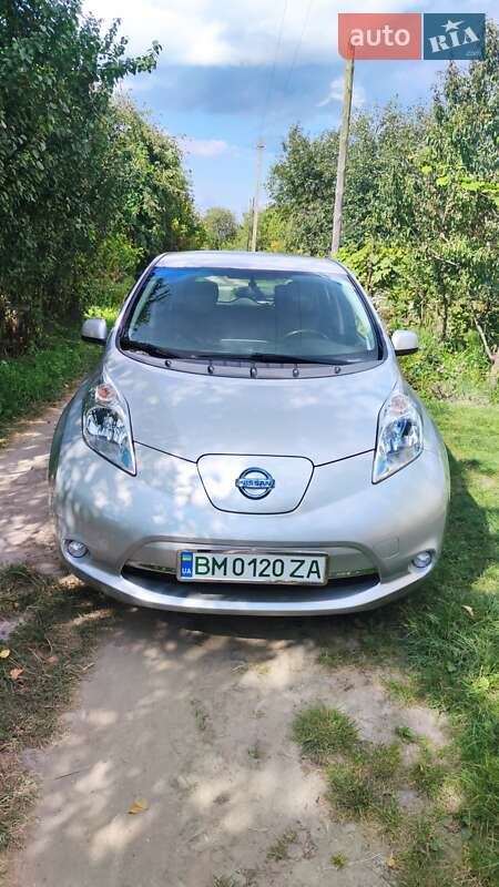 Nissan Leaf 2014