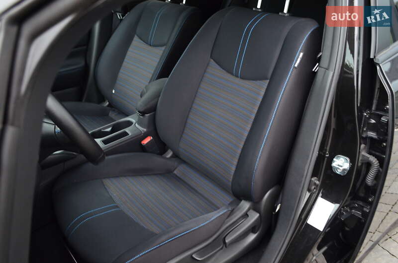 Хэтчбек Nissan Leaf 2020 в Львове