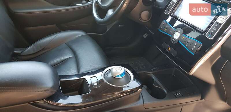 Хэтчбек Nissan Leaf 2015 в Днепре фото 15 Хэтчбек Nissan Leaf 2015 в Днепре