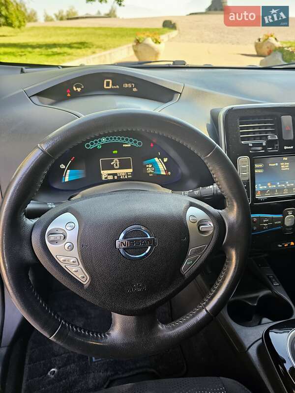 Хэтчбек Nissan Leaf 2017 в Житомире фото 13 Хэтчбек Nissan Leaf 2017 в Житомире