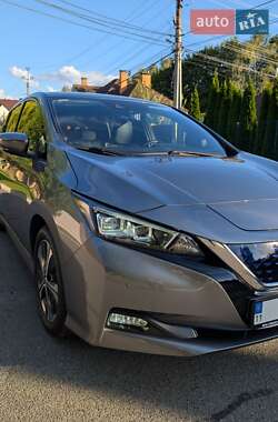 Хетчбек Nissan Leaf 2021 в Києві