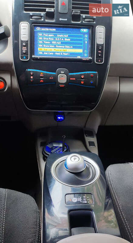 Хэтчбек Nissan Leaf 2011 в Запорожье фото 10 Хэтчбек Nissan Leaf 2011 в Запорожье