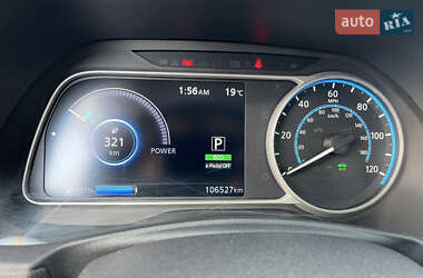 Хэтчбек Nissan Leaf 2019 в 