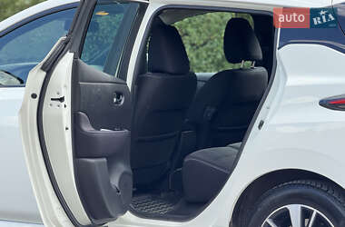 Хэтчбек Nissan Leaf 2018 в 