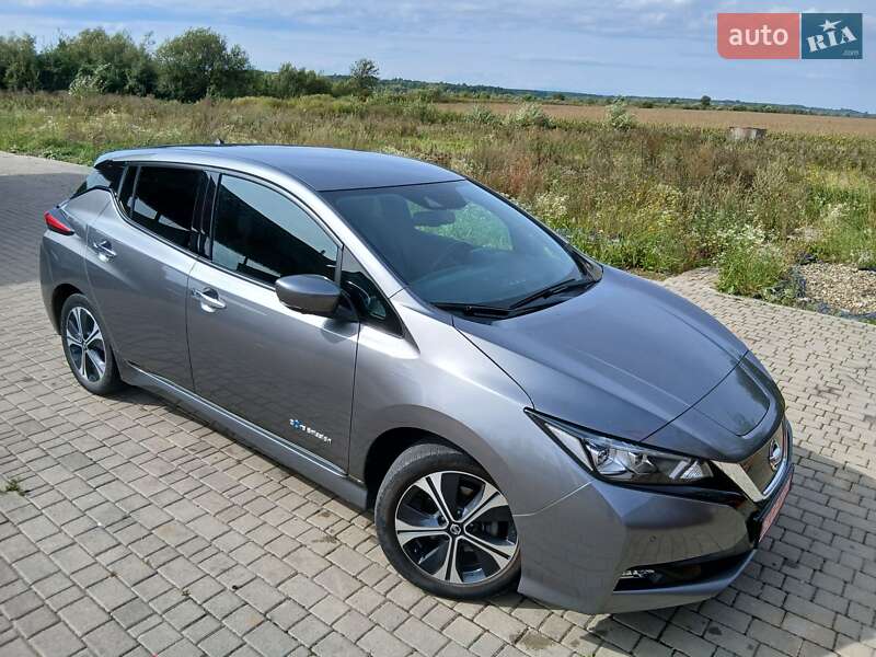 Хэтчбек Nissan Leaf 2020 в Ивано-Франковске