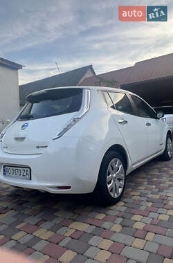 Хэтчбек Nissan Leaf 2016 в Ужгороде