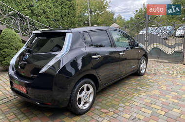 Хэтчбек Nissan Leaf 2014 в 