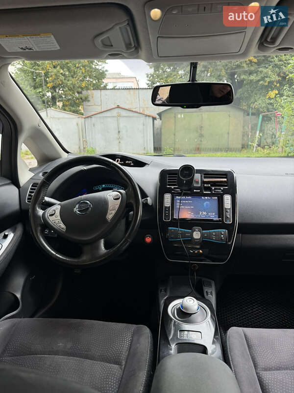 Хетчбек Nissan Leaf 2015 в Чернівцях фото 11 Хетчбек Nissan Leaf 2015 в Чернівцях