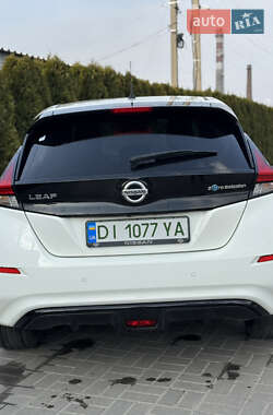 Хэтчбек Nissan Leaf 2021 в 