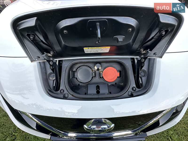 Хэтчбек Nissan Leaf 2020 в Ровно