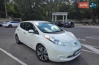 Хетчбек Nissan Leaf 2016 в Вінниці