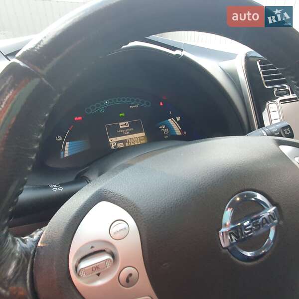 Хетчбек Nissan Leaf 2016 в Вінниці фото 7 Хетчбек Nissan Leaf 2016 в Вінниці