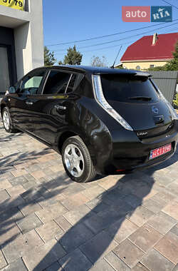 Хэтчбек Nissan Leaf 2016 в 