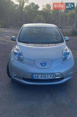 Хэтчбек Nissan Leaf 2012 в Кривом Роге