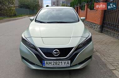 Хэтчбек Nissan Leaf 2018 в Звягеле