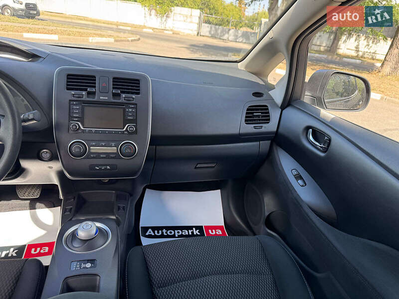 Хетчбек Nissan Leaf 2016 в Запоріжжі фото 18 Хетчбек Nissan Leaf 2016 в Запоріжжі