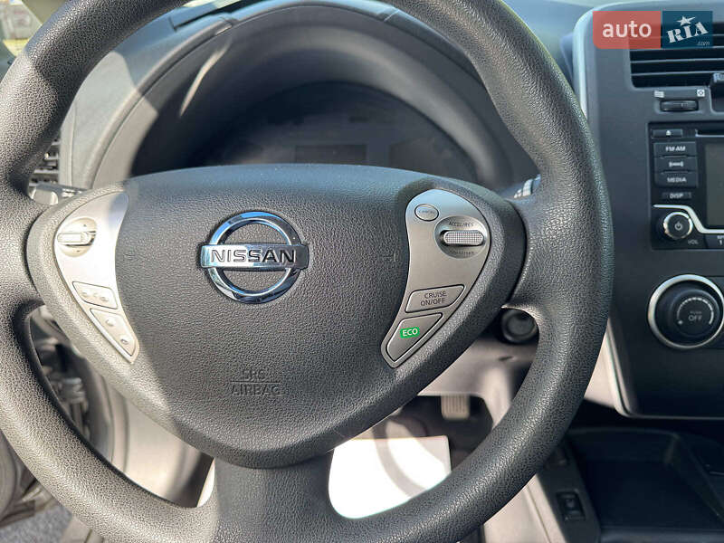 Хетчбек Nissan Leaf 2016 в Запоріжжі фото 23 Хетчбек Nissan Leaf 2016 в Запоріжжі